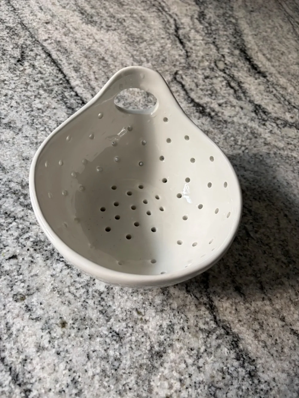 FARMHOUSE Pottery Berry CREAM WHITE STRAINER COLANDER BOWL